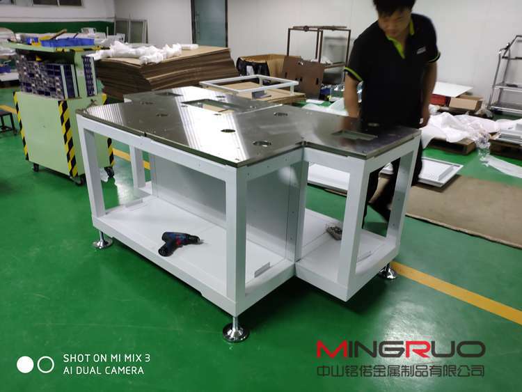 钣金加工不锈钢的有关实用知识_泉州胡涛照明工程设计有限公司