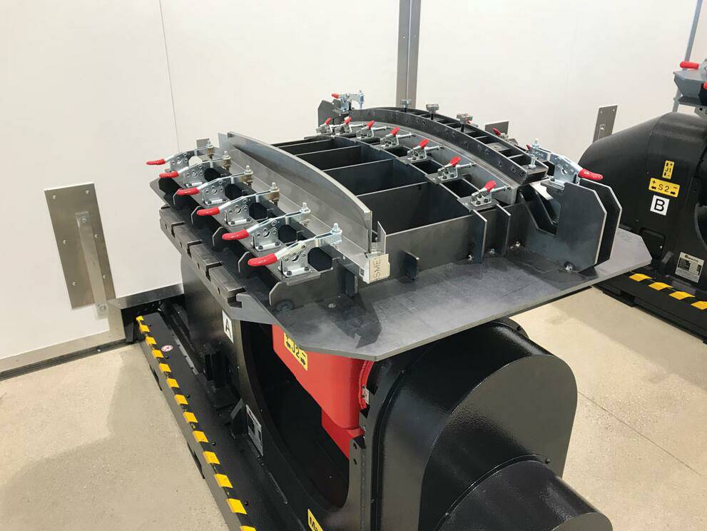 激光焊接技术随着钣金加工行业需求而高速发展-泉州胡涛照明工程设计有限公司